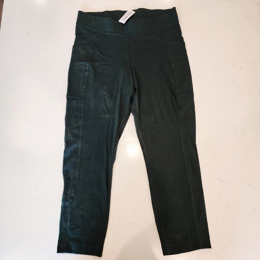 NWT Old Navy Forrest Green Cropped Leggings Women's Medium Petite MP Pockets NEW